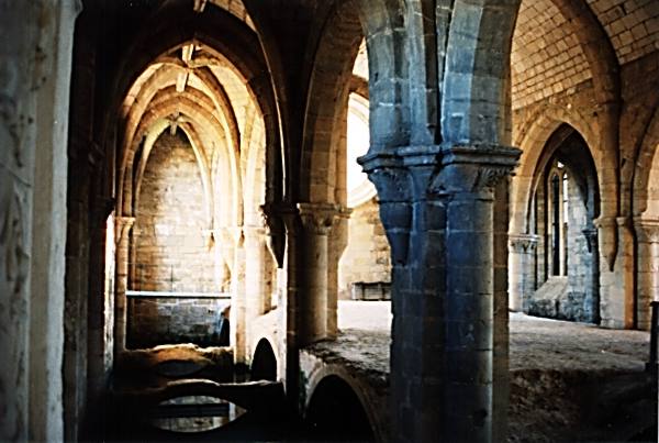 Nave esquerda